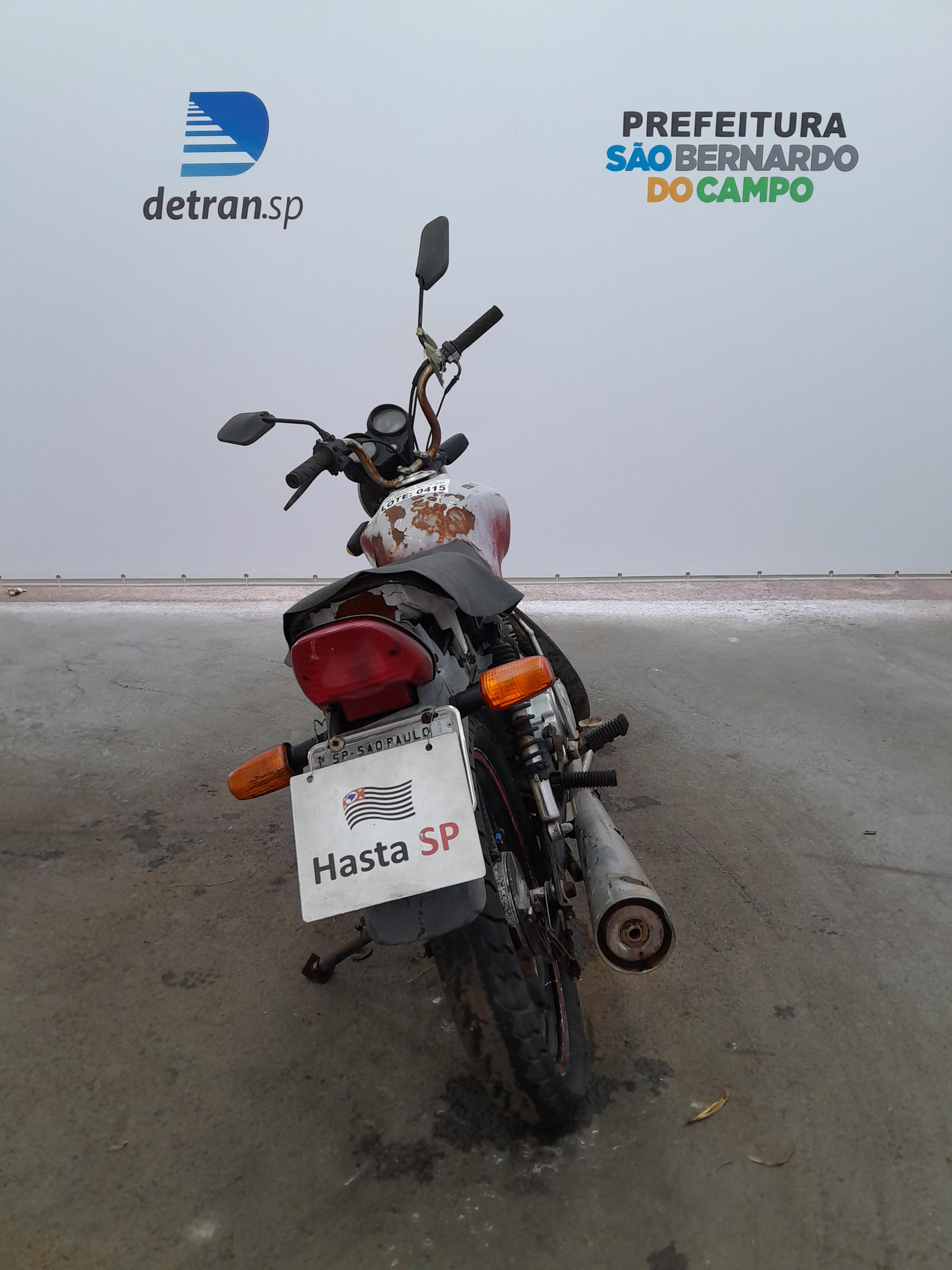 Veículo HONDA CG 125 Titan KS Honda CG 125 Titan KS Today 125 2003 Vermelha Conservada 2004 em leilão