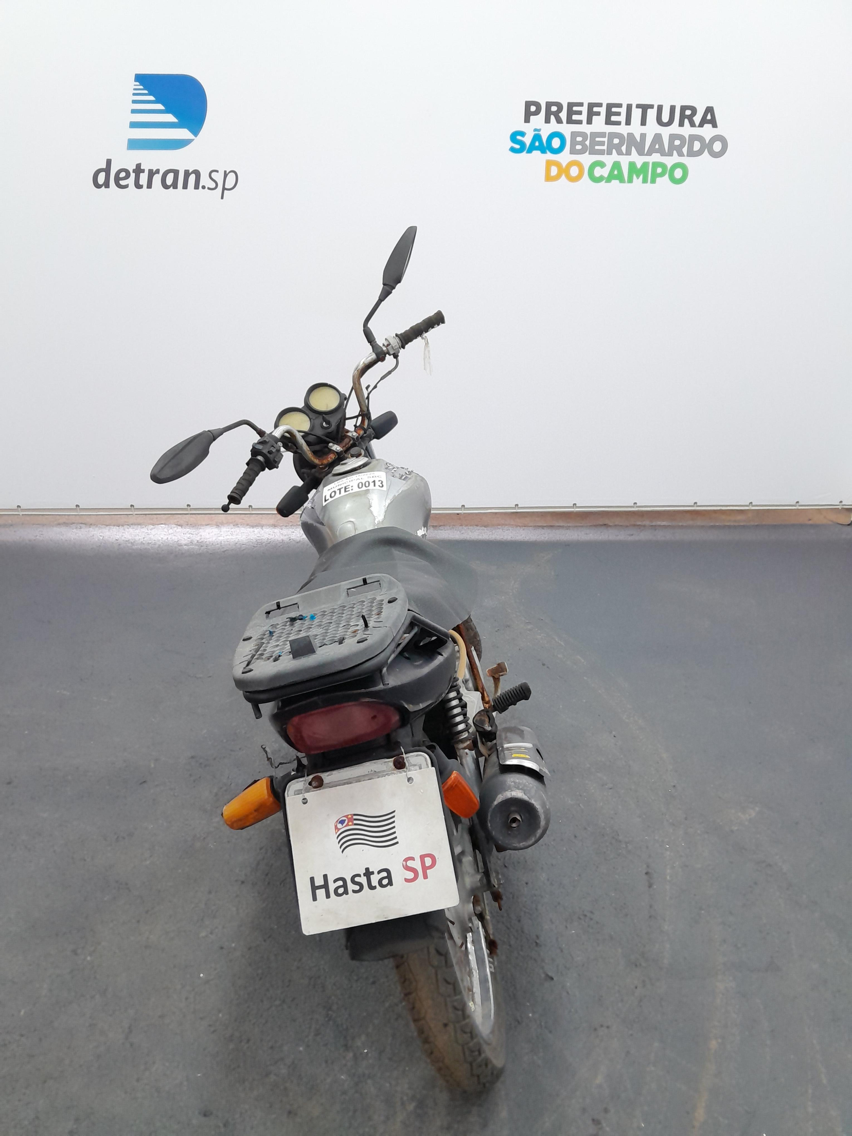 Veículo HONDA CG Honda CG 125 Titan KS Today 125 2001 Prata Conservada 2001 em leilão