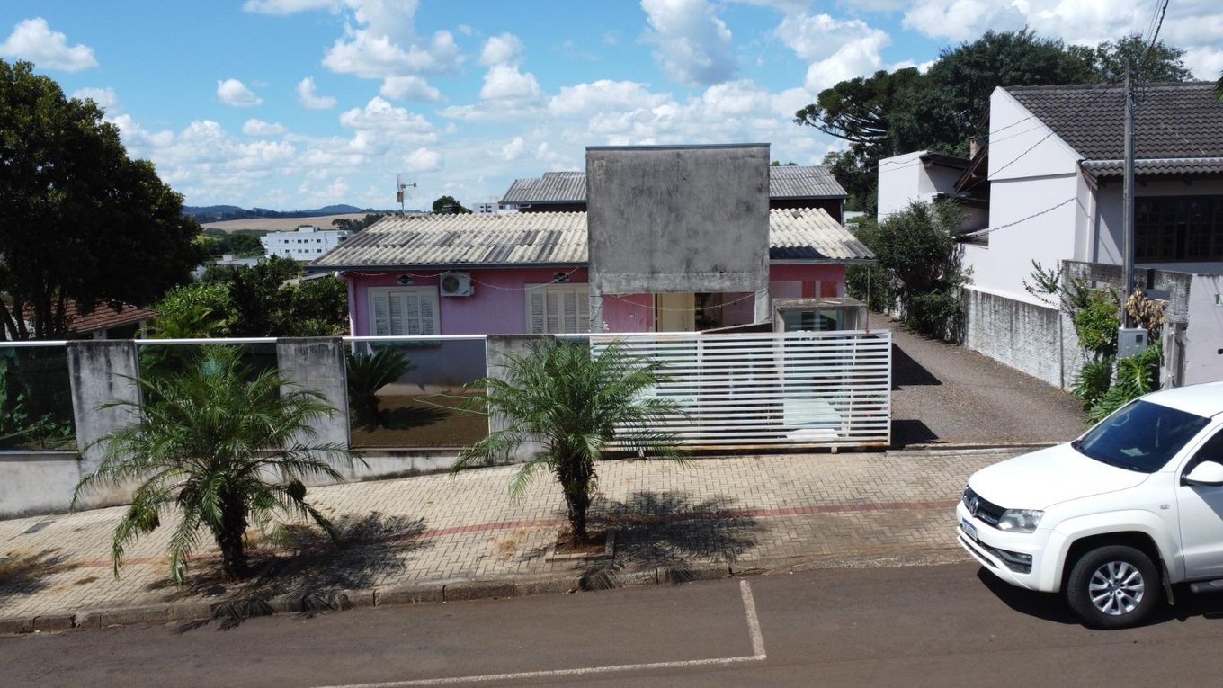 Imóvel urbano com benfeitorias