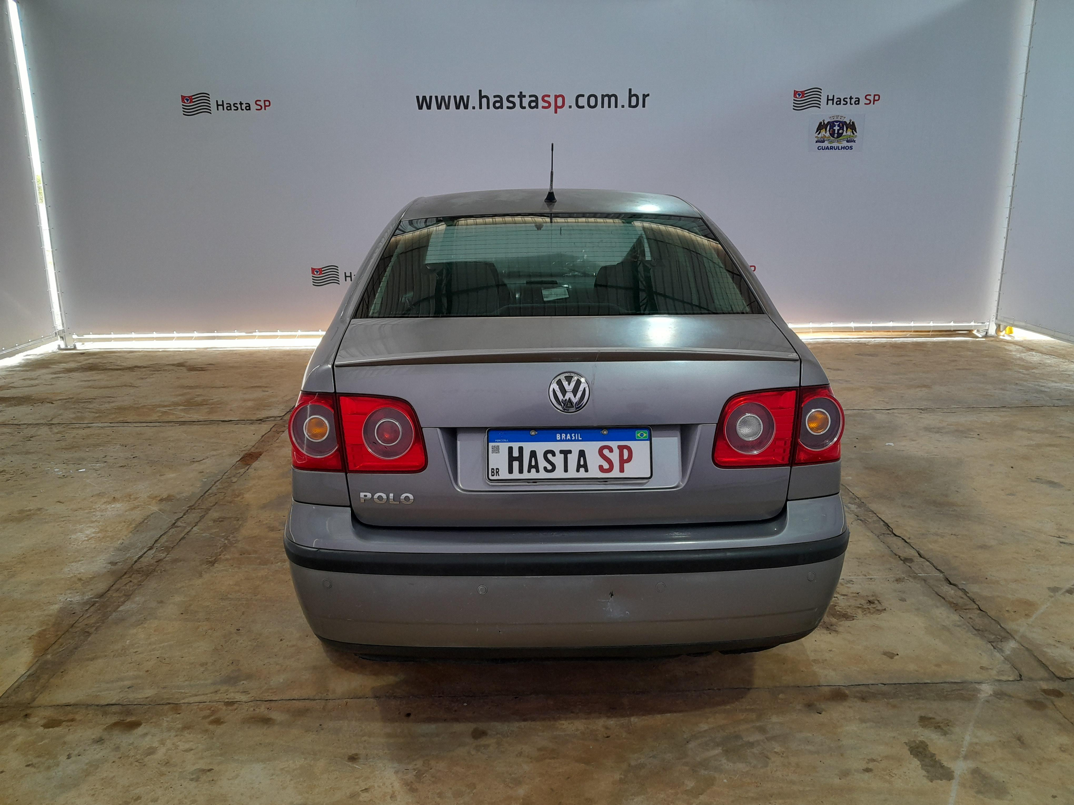 Volkswagen Polo Sedan 1.6 2007 Cinza Conservado
