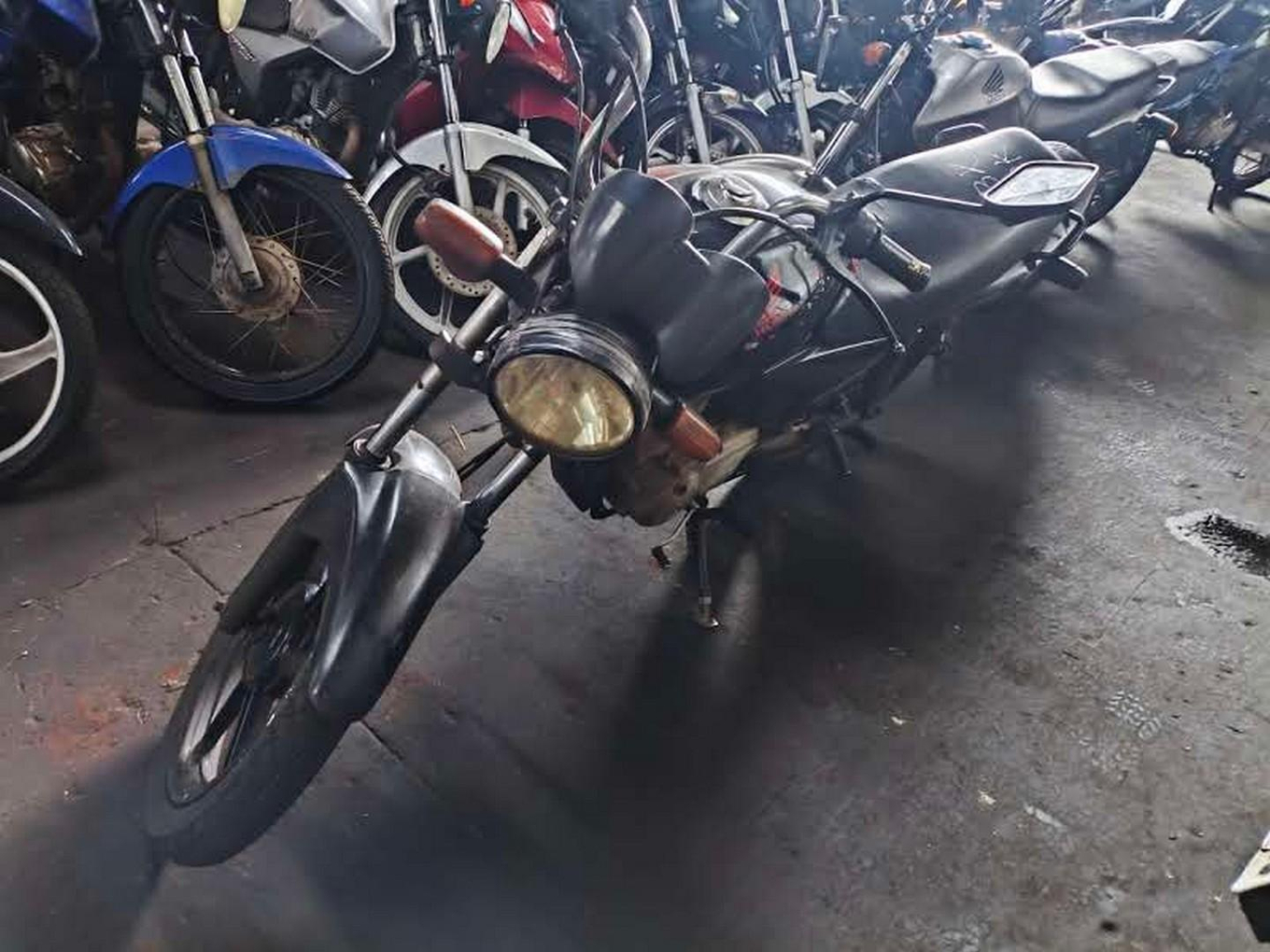 Honda CG 150 Titan KS 2005 Sucata Preta