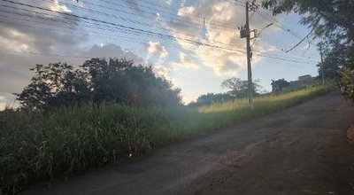 Terreno 11.537m² desocupado no bairro cidade jardim ampliação em uberlândia/mg - desocupado