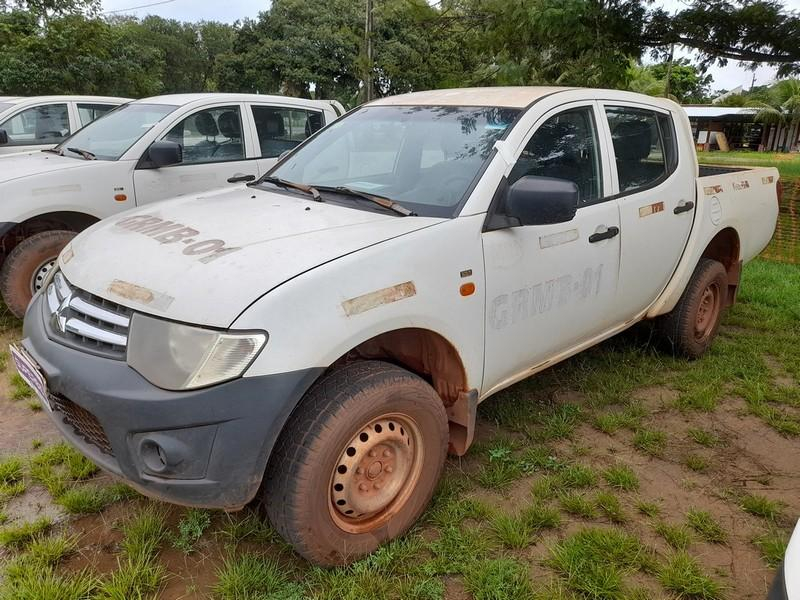 Veículo Mitsubishi L200 Triton Mitsubishi L200 Triton GL D 3.2 2015 Conservado 2016 em leilão